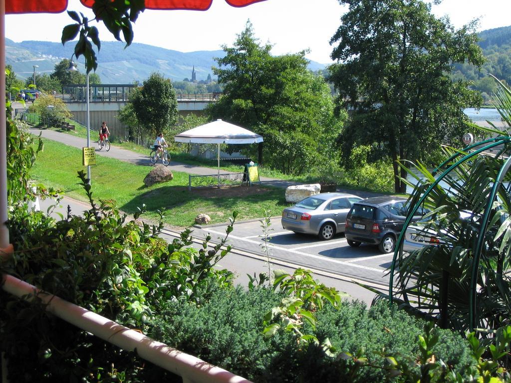 Hotel Winzerverein Zeltingen-Rachtig Luaran gambar