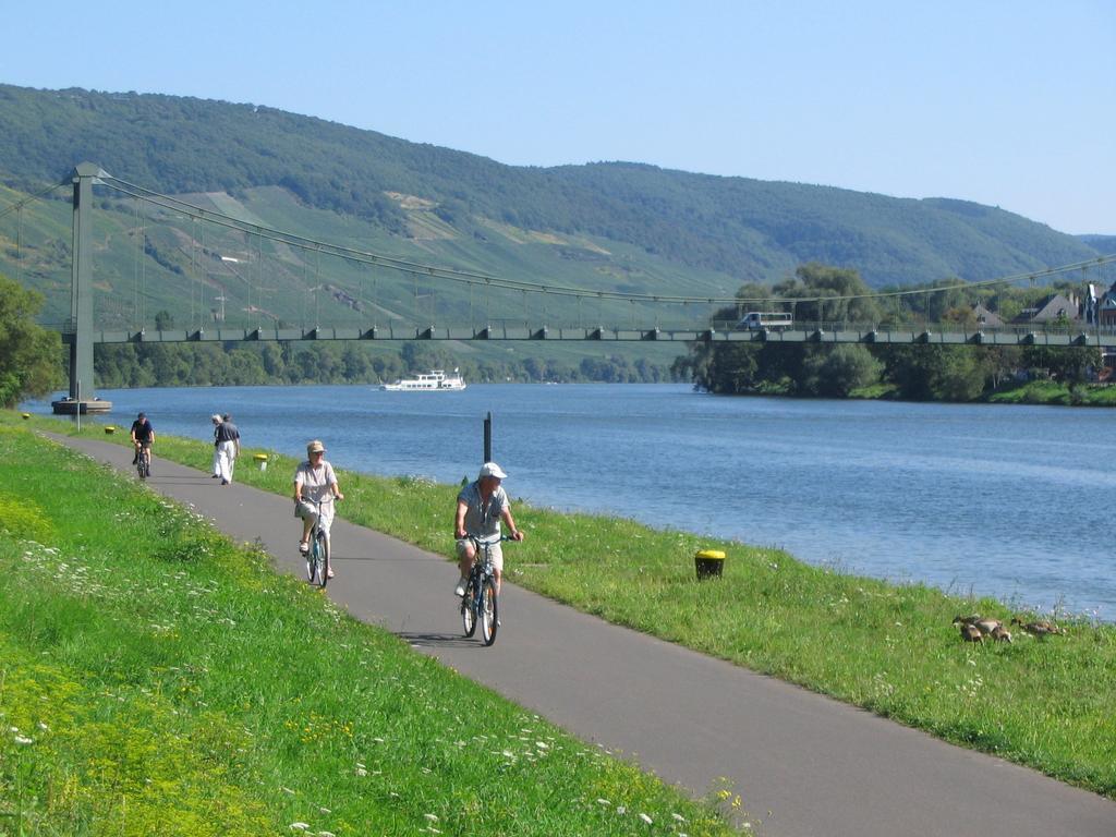 Hotel Winzerverein Zeltingen-Rachtig Luaran gambar